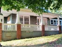 featured image of 230 W North St #NA