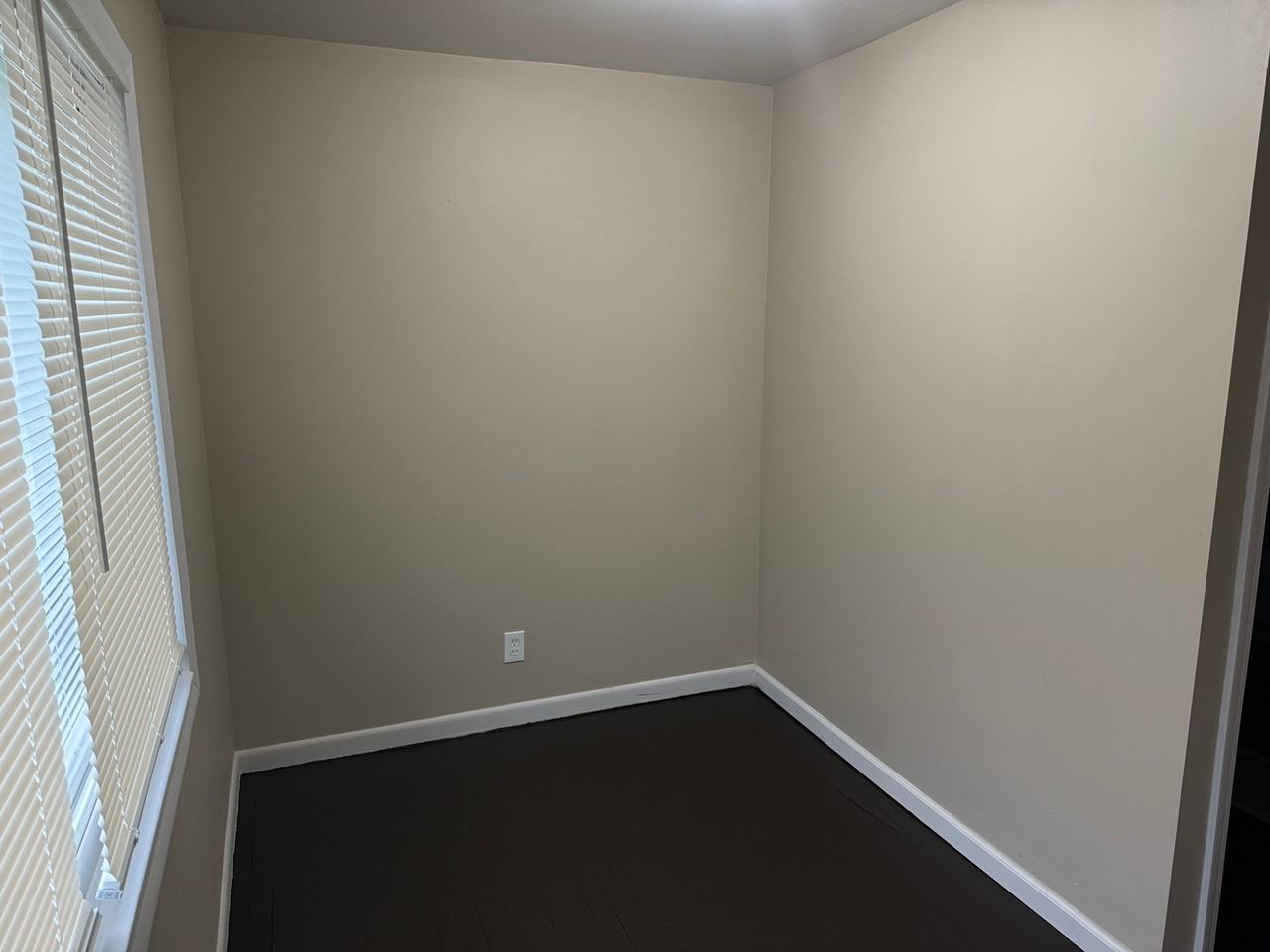 1614 N Yellow Springs St #106 - Photo 2 of 11