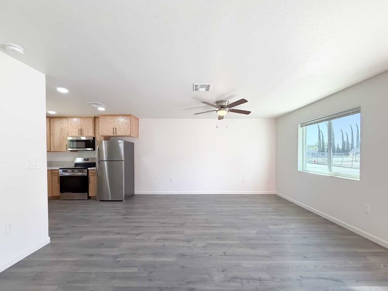 1729 N Beale Rd #1 - Photo 6 of 19