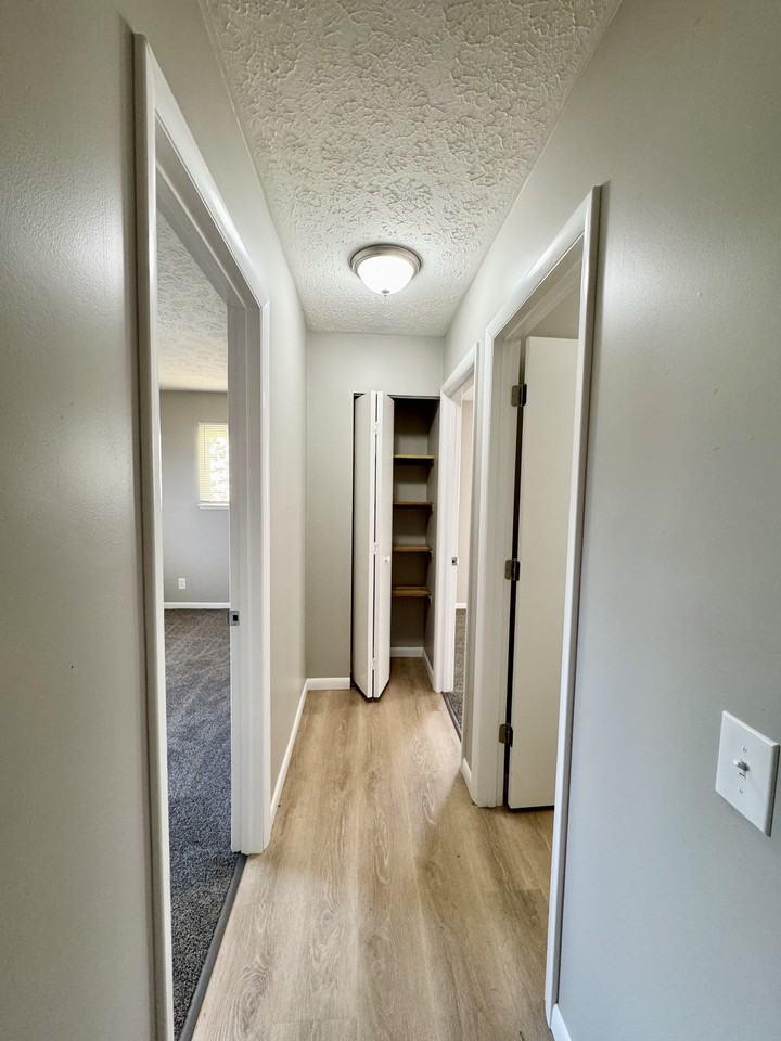 1241 Broad Ave Nw #1241 - Photo 6 of 11