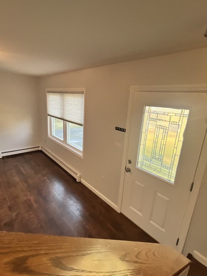 8 Christine Rd #NA - Photo 7 of 31
