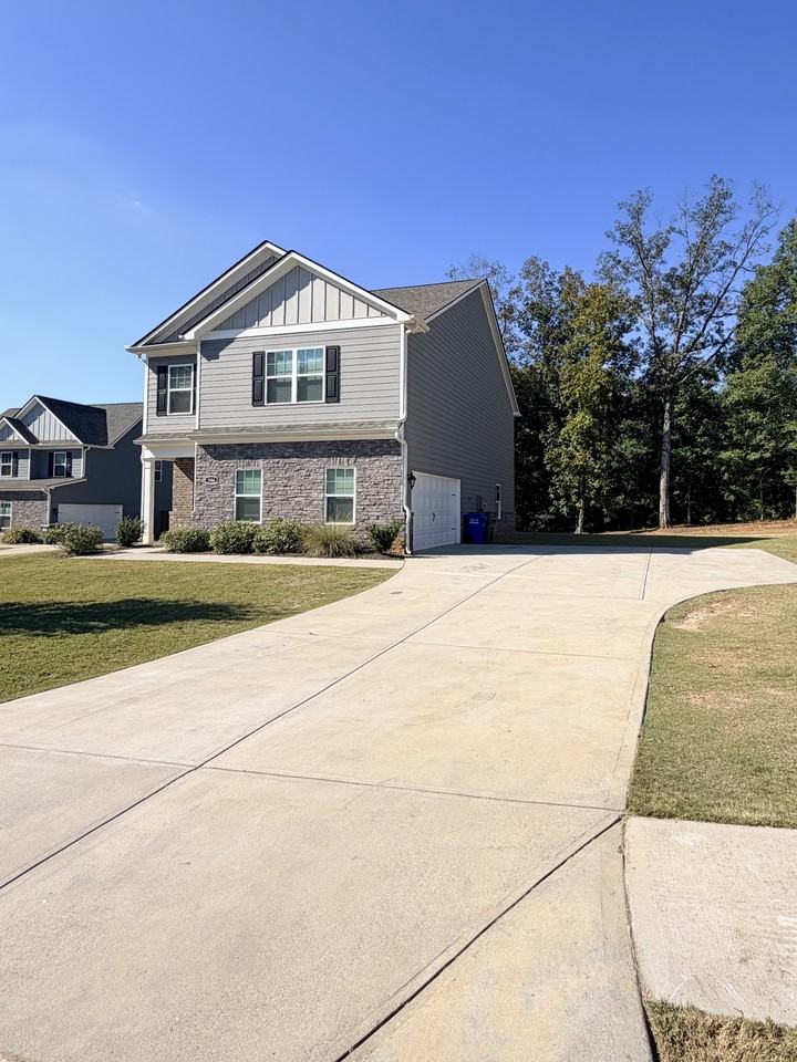 506 Meadows Farm Dr #NA - Photo 2 of 29