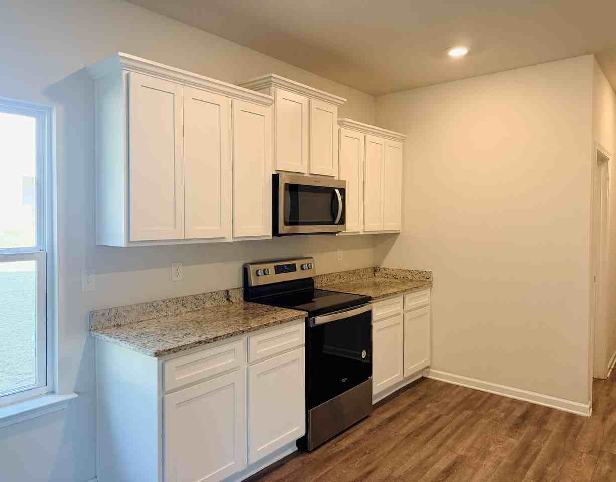 506 Meadows Farm Dr #NA - Photo 5 of 29
