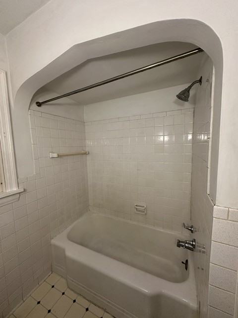 565 N Main St #1stFL - Photo 5 of 10