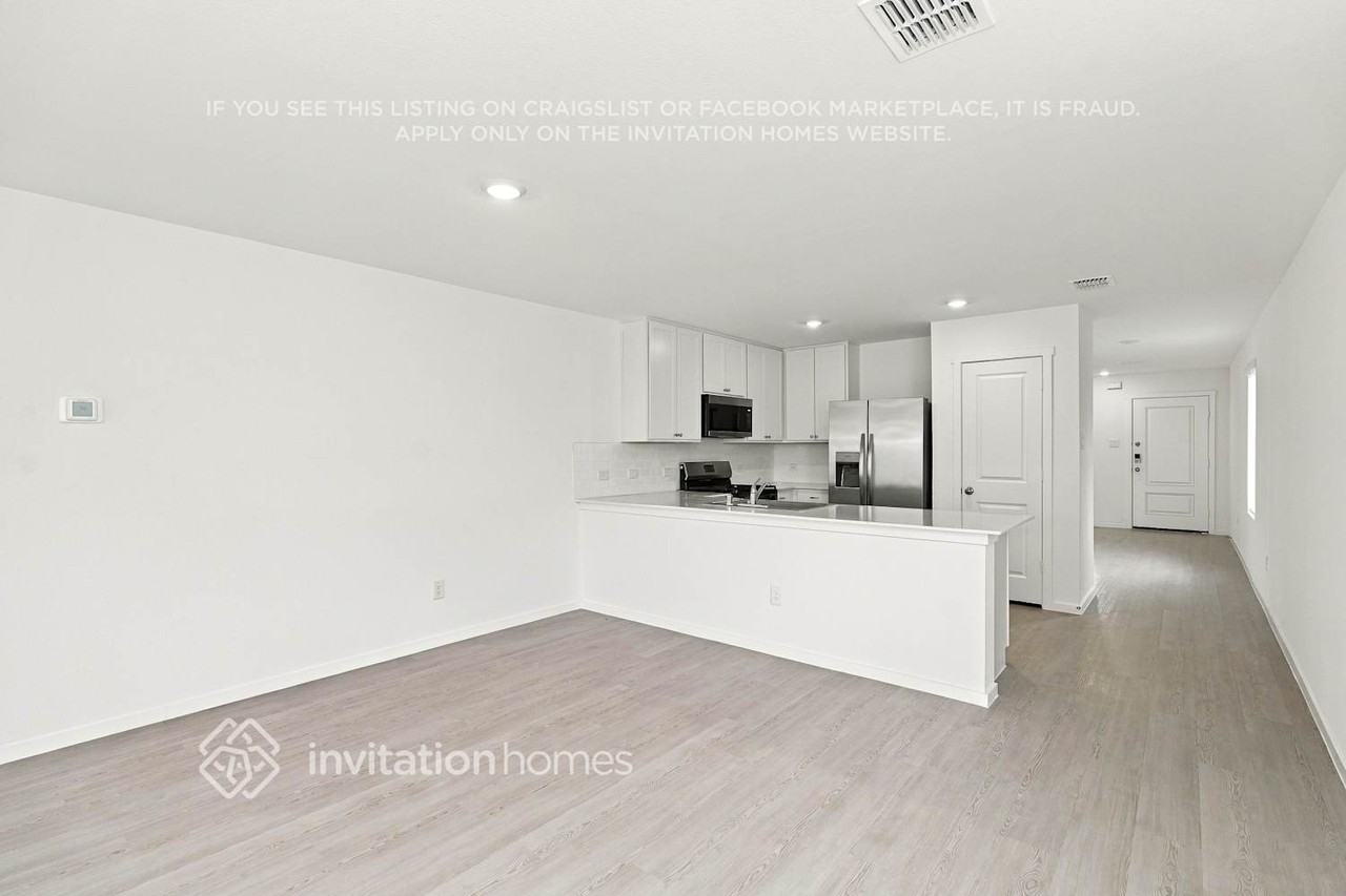 1633 Black Kite Ln - Photo 6 of 17