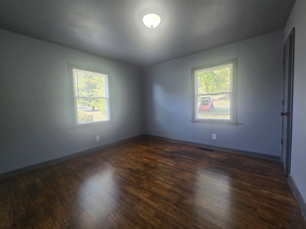 404 N College St #1 - Photo 4 of 10
