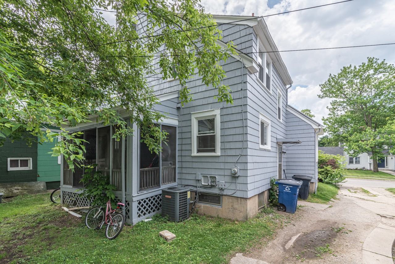 1317 Sheehan Ave #1 - Photo 6 of 47