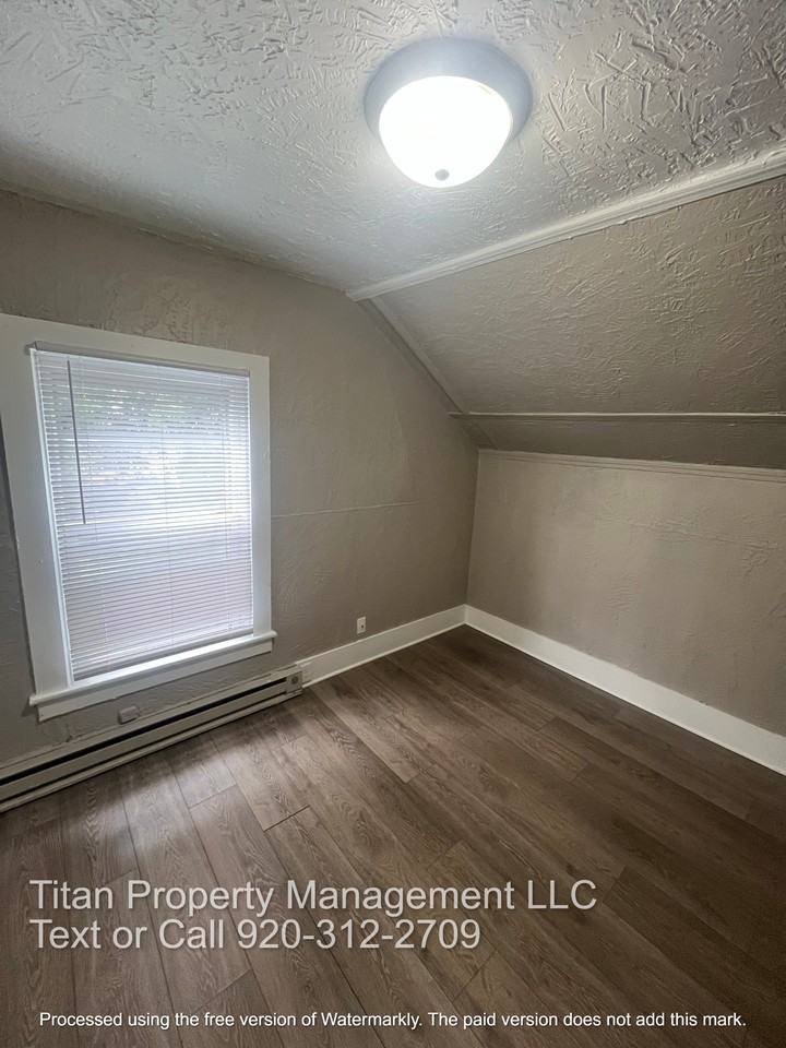 1211 High Ave #1 - Photo 4 of 29
