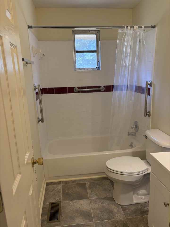 1003 Greenleaf Rd #1 - Photo 7 of 16