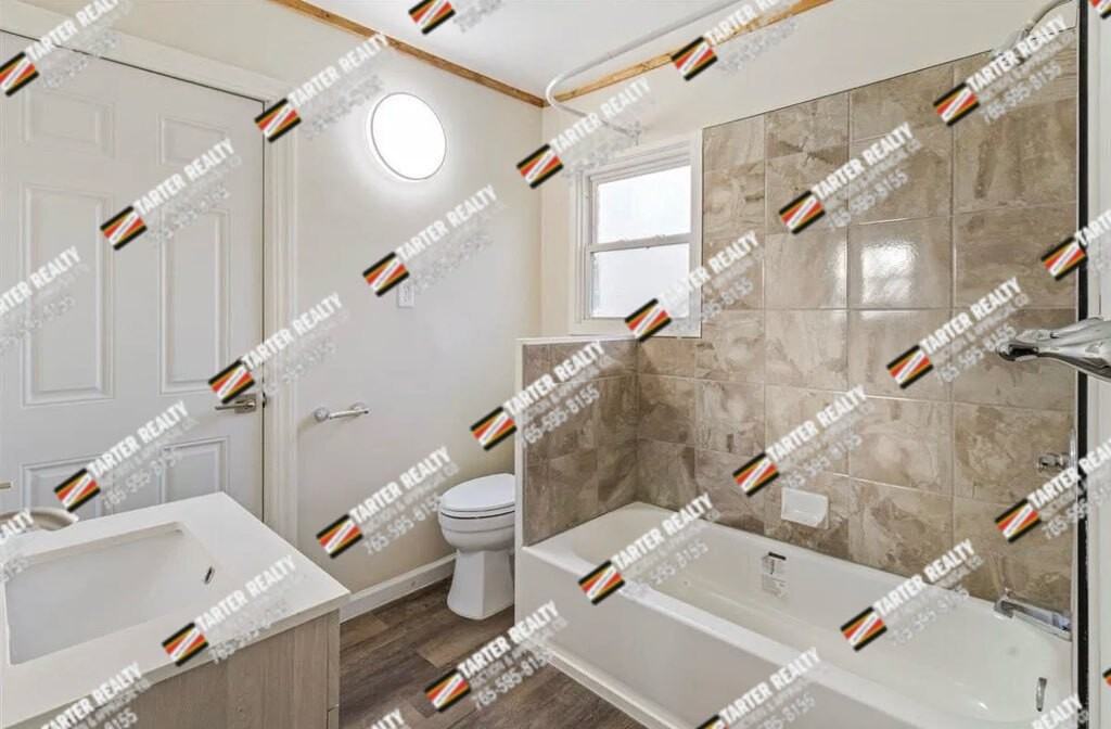 401 E 27th St #1 - Photo 4 of 10