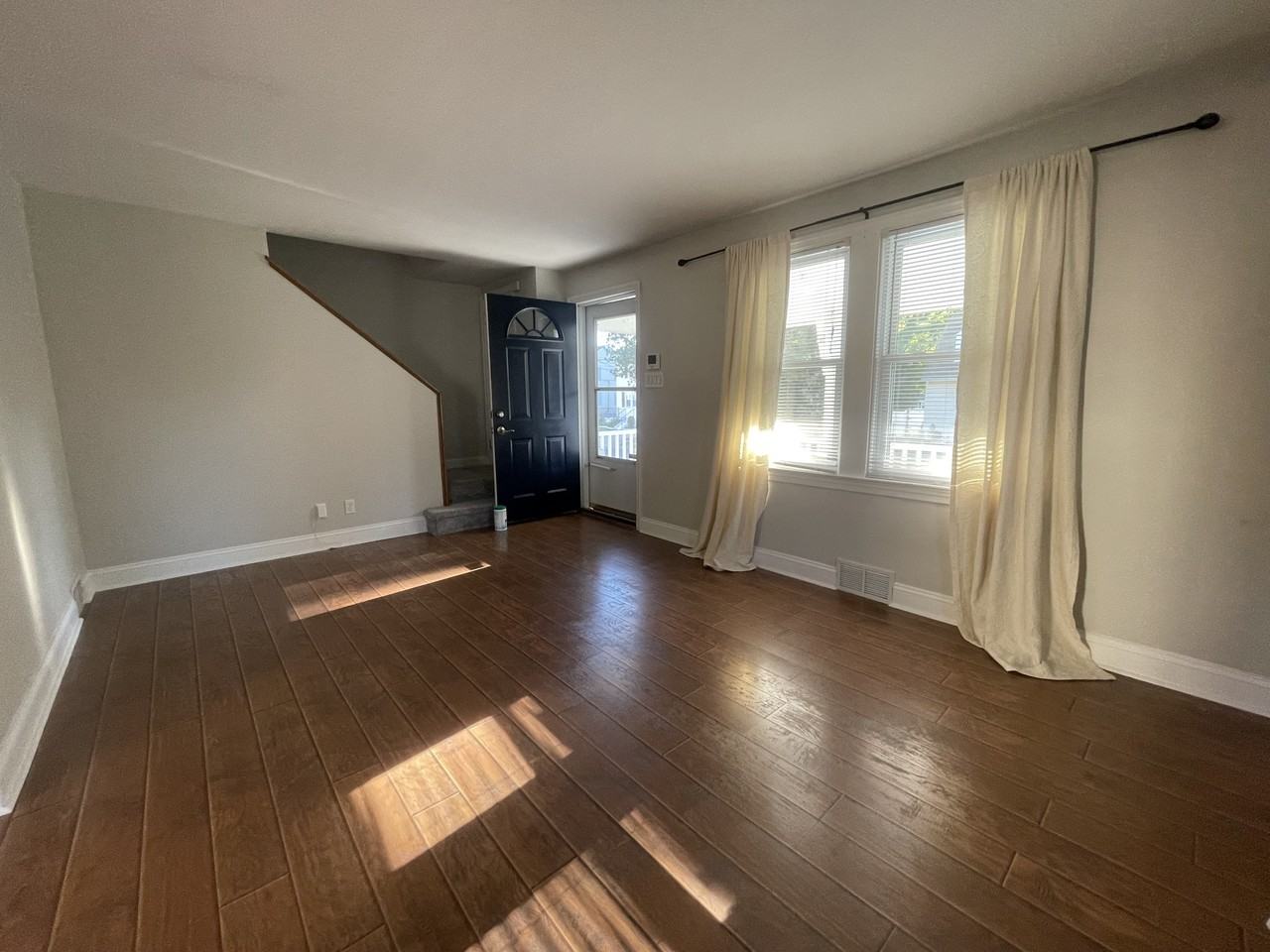 2101 Garfield Ave #1 - Photo 6 of 21