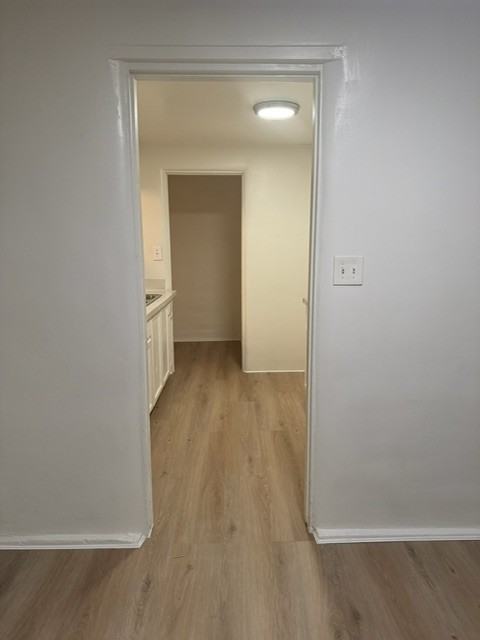 604 Woodrow Ave #B - Photo 3 of 6