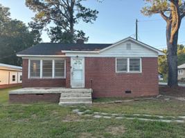 featured image of 607 Durst Ave E #1