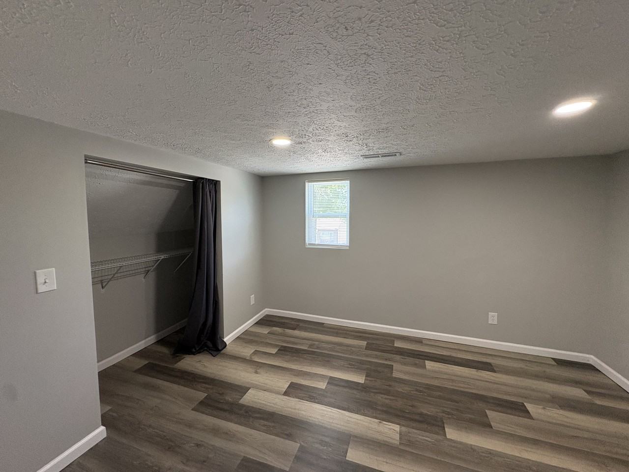 2573 Birk Dr #B - Photo 6 of 8
