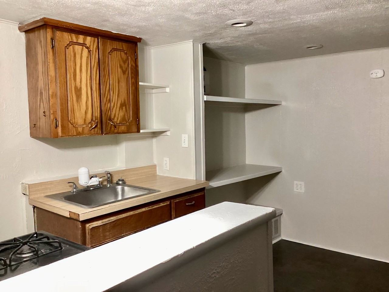 1003 1/2 Harris St Nw #1 - Photo 3 of 16