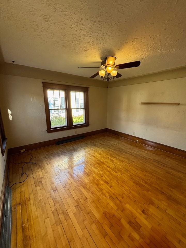328 Oak St #1 - Photo 2 of 43