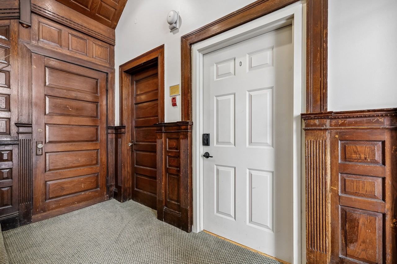 2149 California St Nw #D - Photo 2 of 30