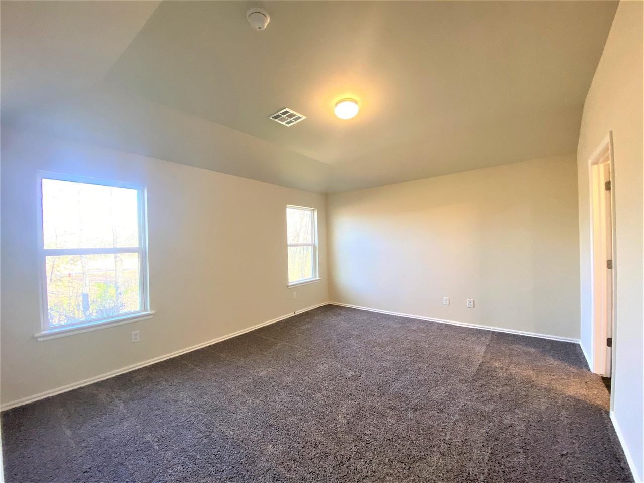 839 Twin Lakes Dr #1 - Photo 7 of 17