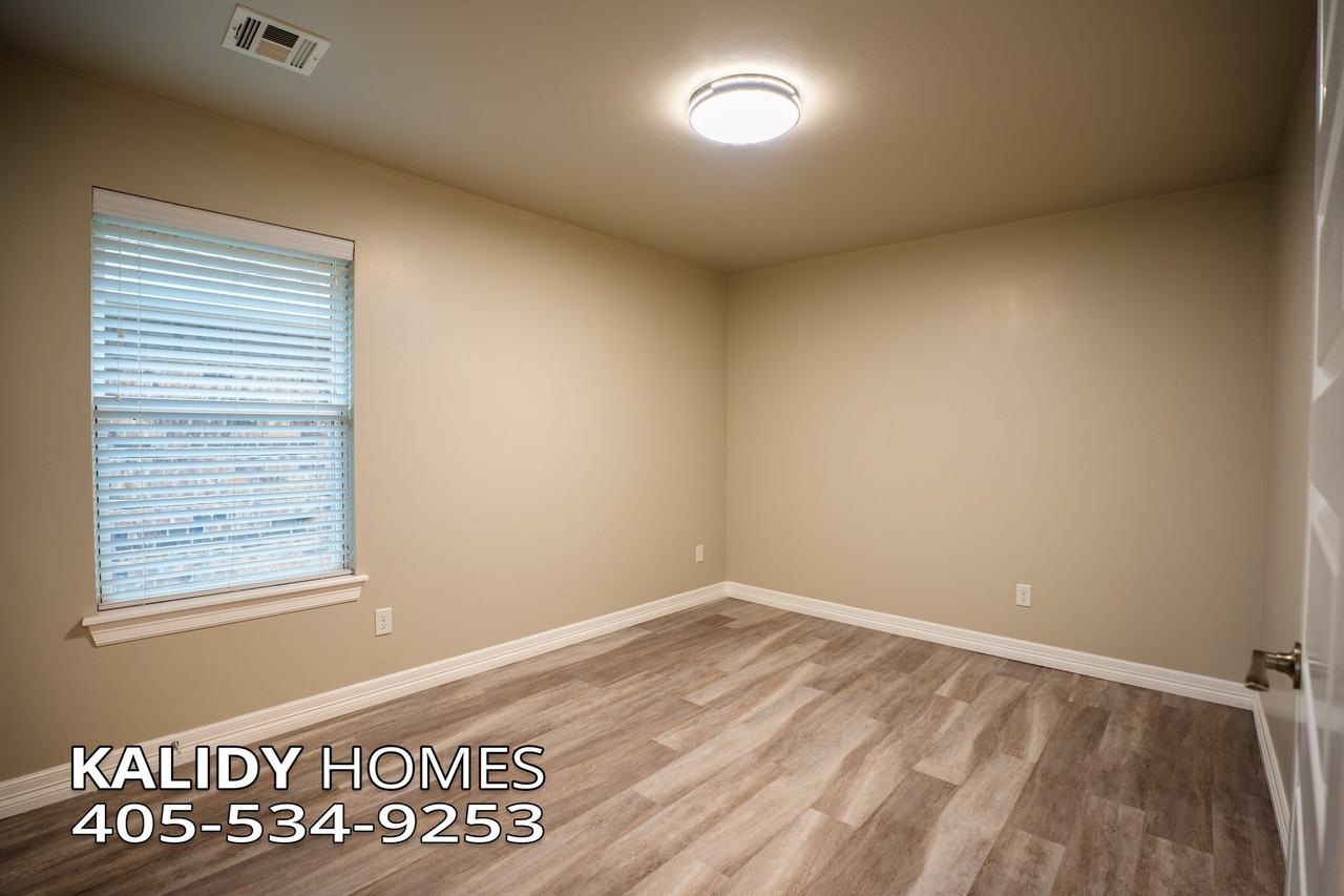 8732 Yassir Blvd #1 - Photo 4 of 21