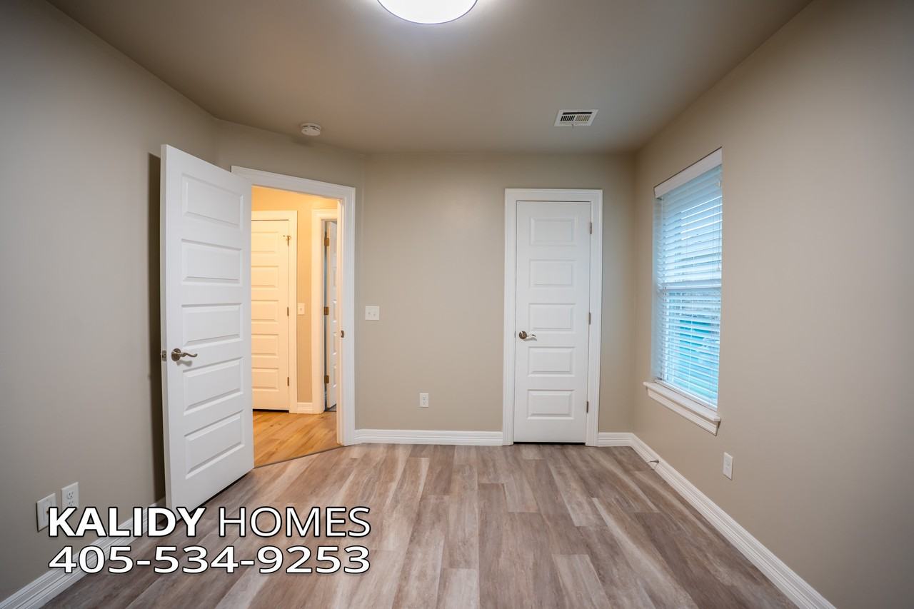 8732 Yassir Blvd #1 - Photo 5 of 21