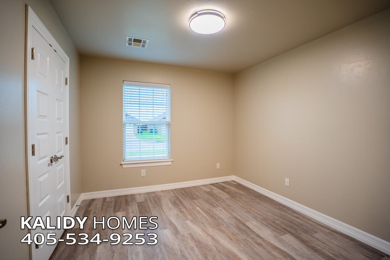 8732 Yassir Blvd #1 - Photo 7 of 21