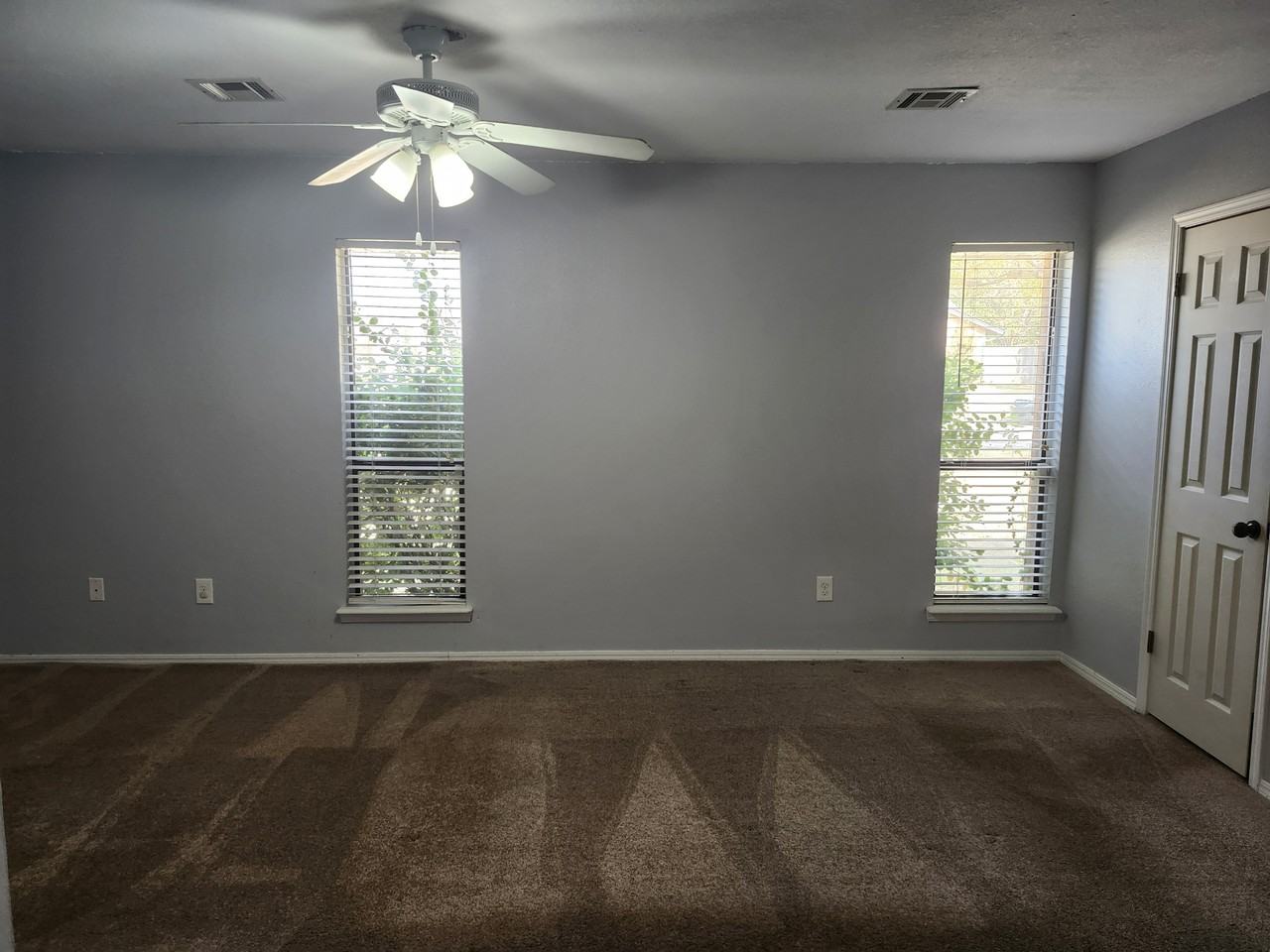 516 Nw 139th St #1 - Photo 5 of 11