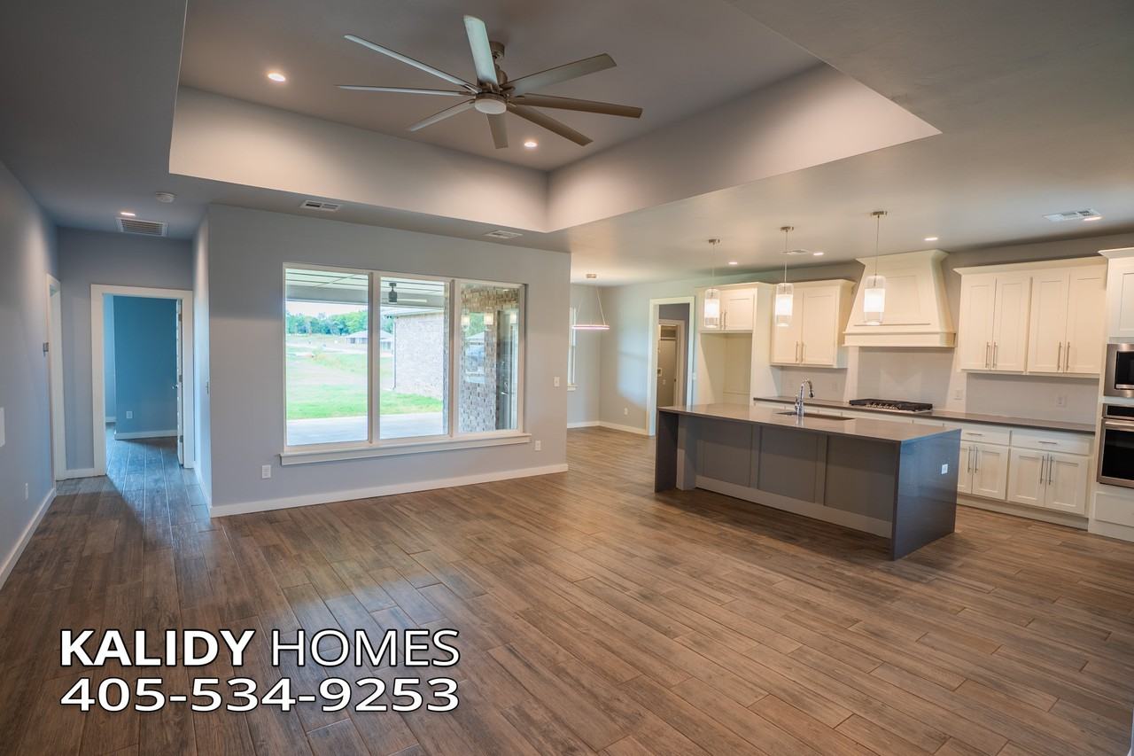 211 Olde Mill Ct #1 - Photo 4 of 27