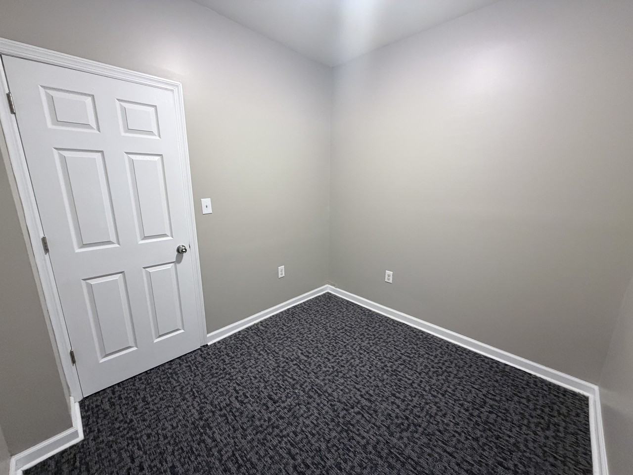47 N York St #1 - Photo 6 of 7