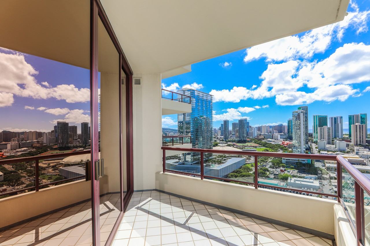 725 Kapiolani Blvd #1 - Photo 2 of 40