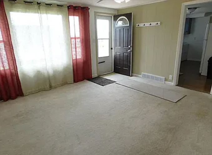 6309 S Adams St #2 - Photo 3 of 10