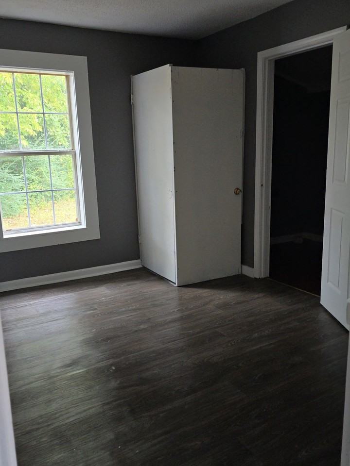 531 Simonton St #1 - Photo 5 of 8