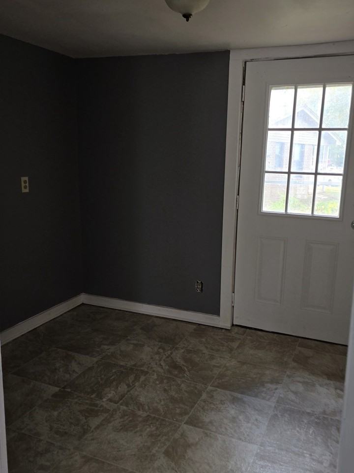 531 Simonton St #1 - Photo 7 of 8