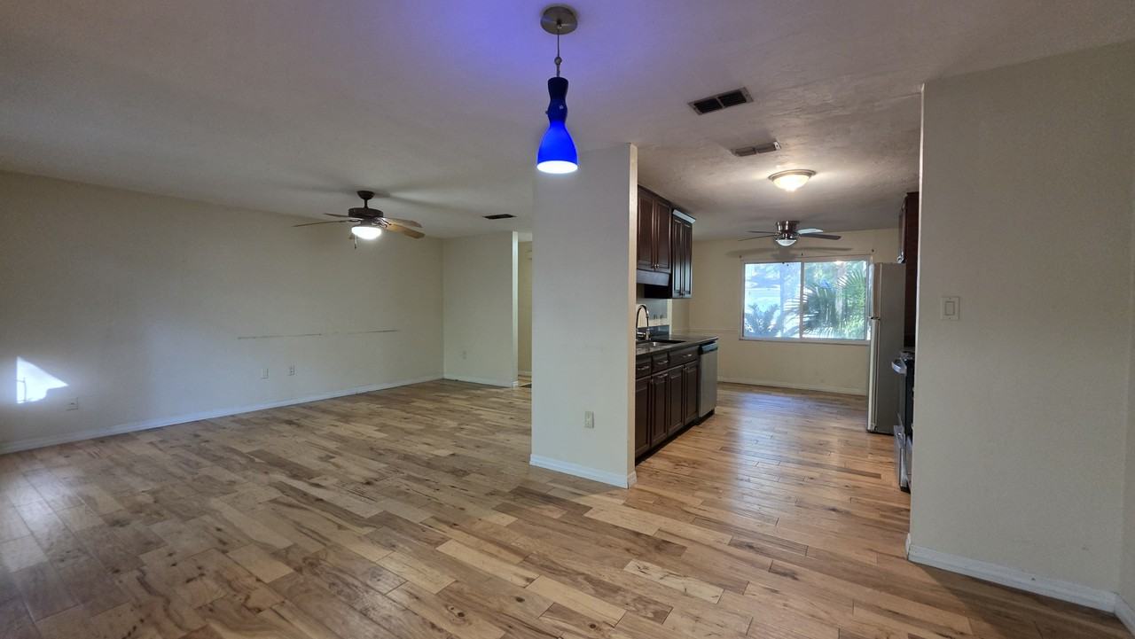 7325 Sw 22nd Pl #1 - Photo 2 of 21