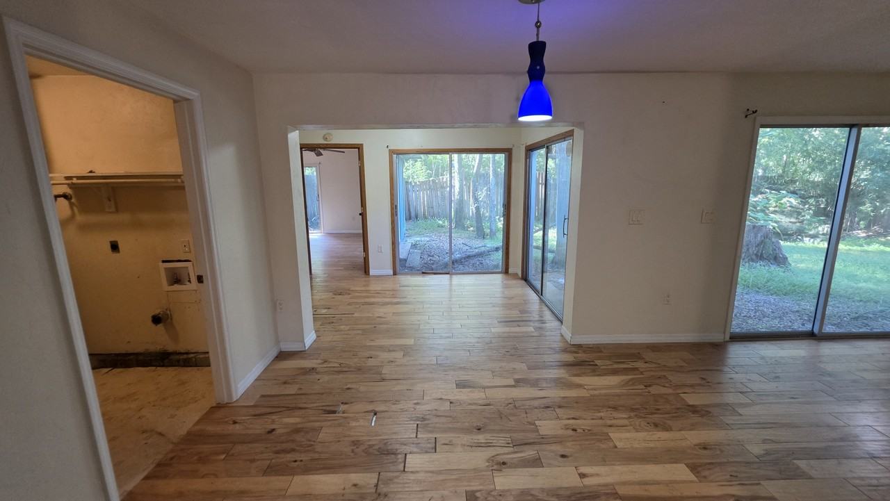 7325 Sw 22nd Pl #1 - Photo 7 of 21