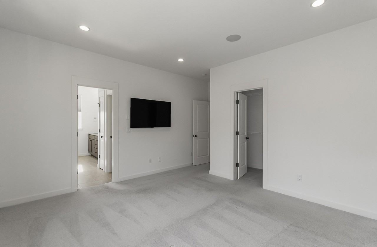 13455 185th Dr Se #1 - Photo 6 of 43