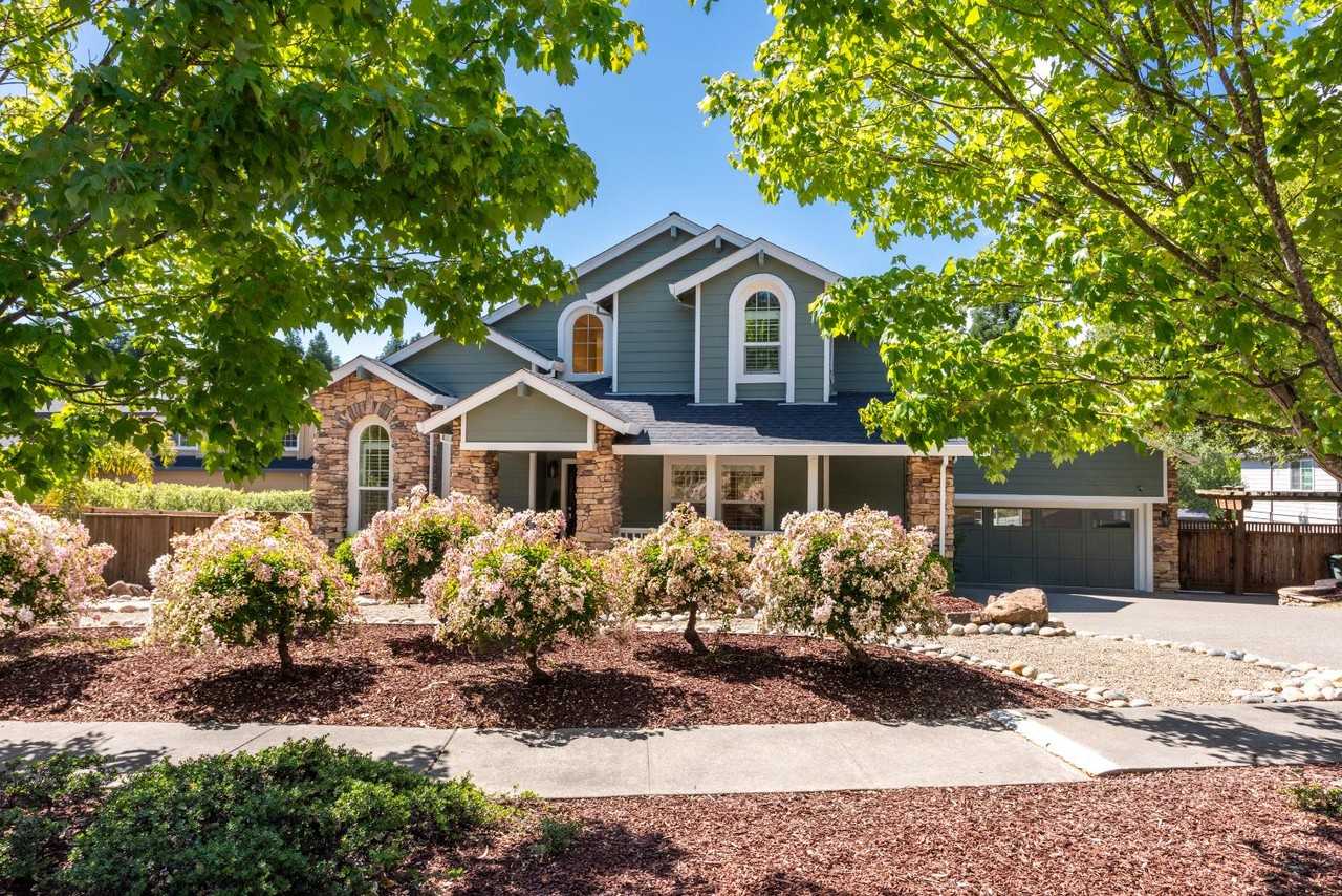 8788 Logan Pl - Photo 3 of 11