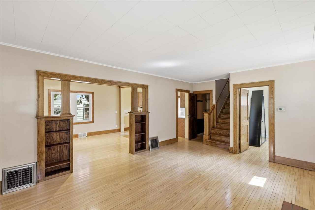 3210 2nd Ave W #1 - Photo 4 of 11