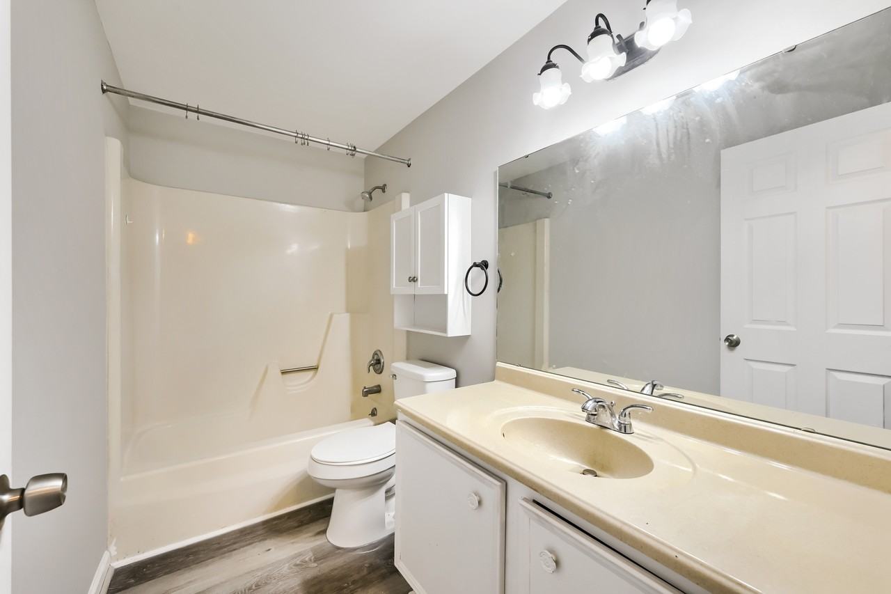 39 Bon Oak Ct #1 - Photo 7 of 12