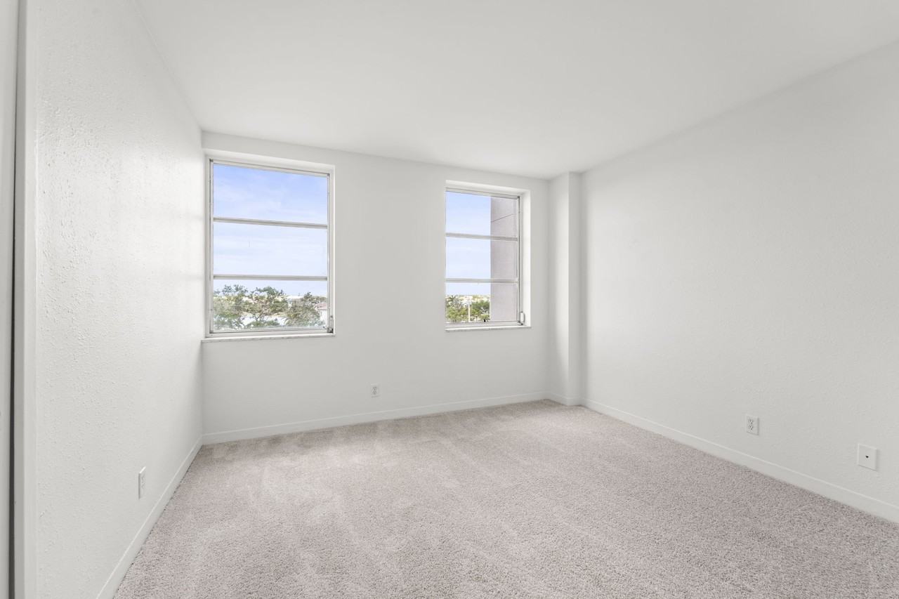 10355 Paradise Boulevard 403 - 403 #403 - Photo 5 of 9