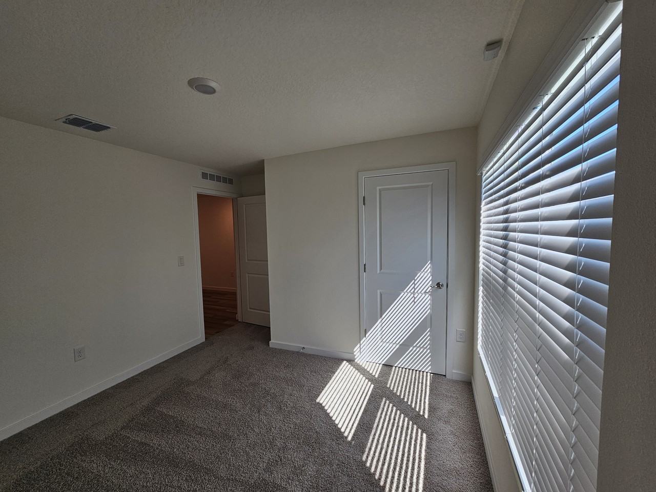 7225 Se 112th Ln #1 - Photo 6 of 26
