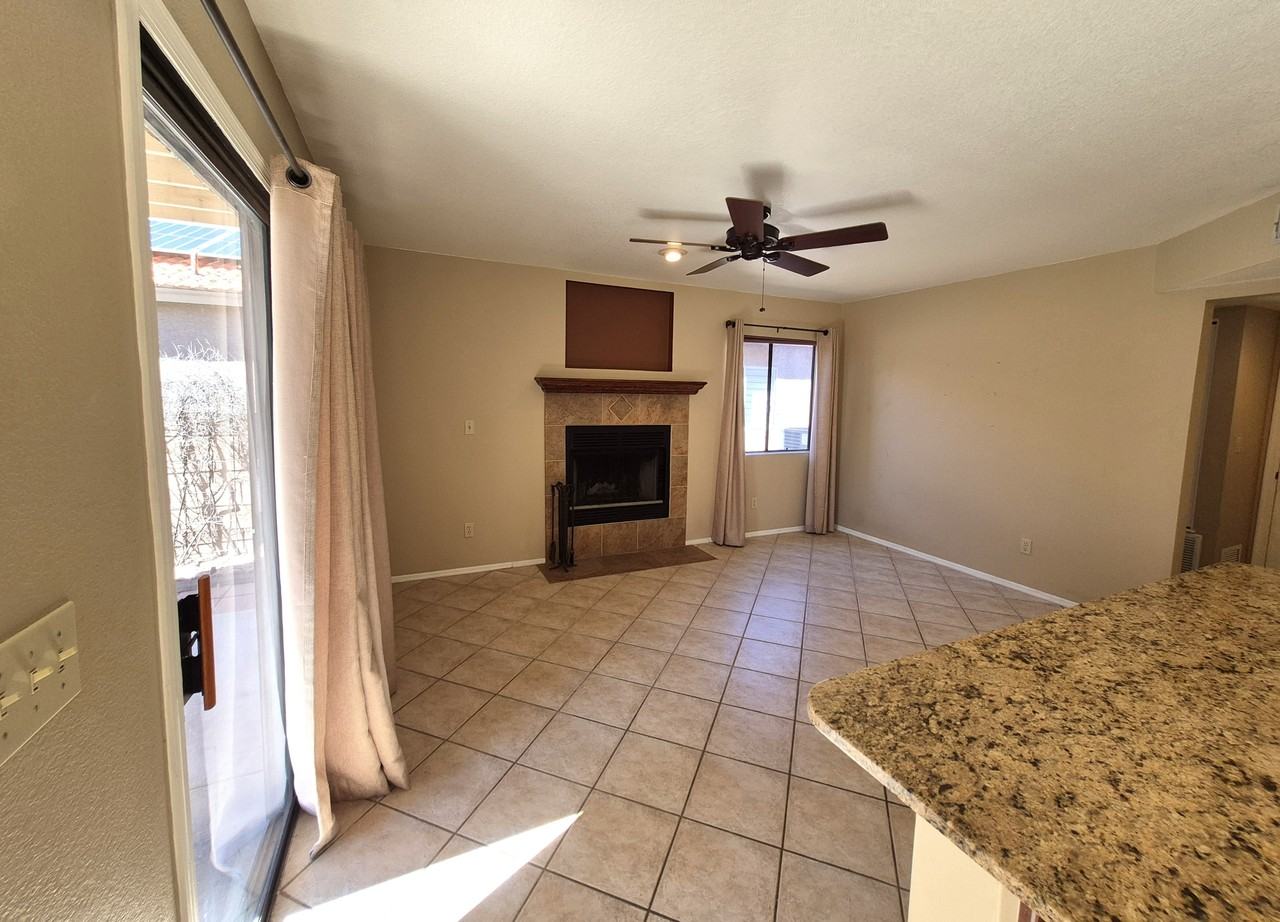 8863 N Willeta Dr #1 - Photo 7 of 43