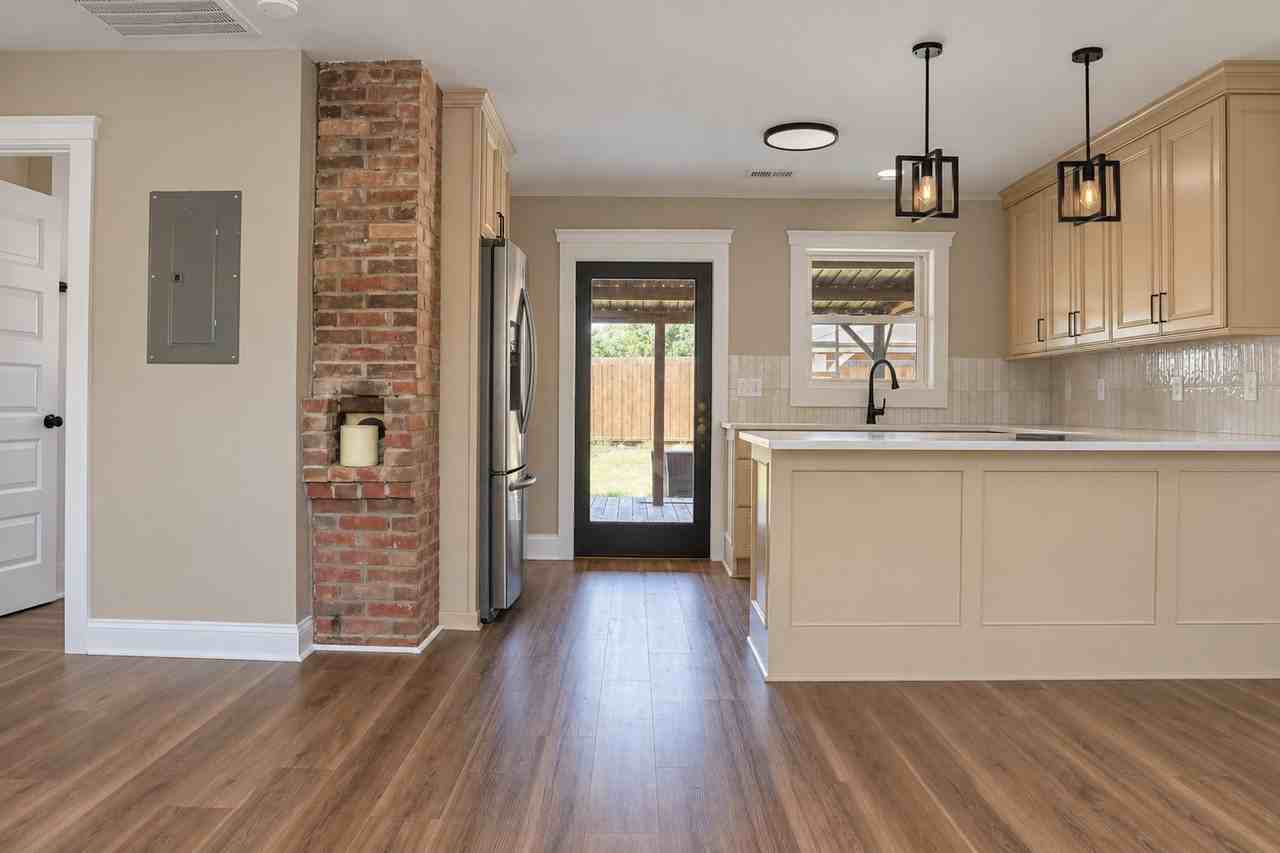 3108 Terry Dr #1 - Photo 3 of 10