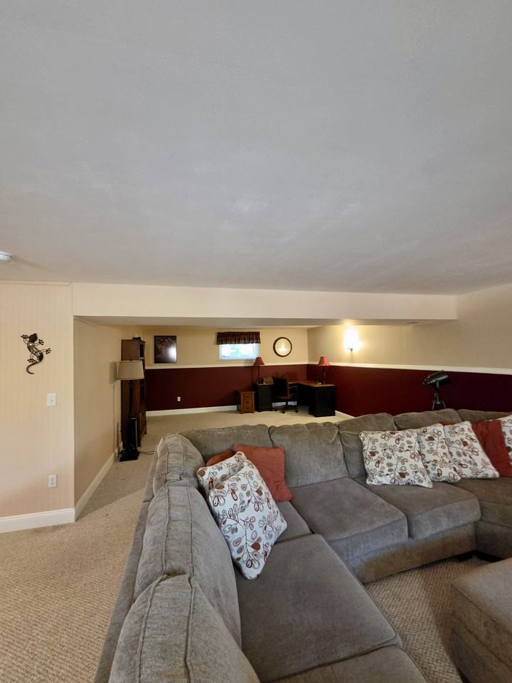 1475 Ambridge Rd #1 - Photo 7 of 23