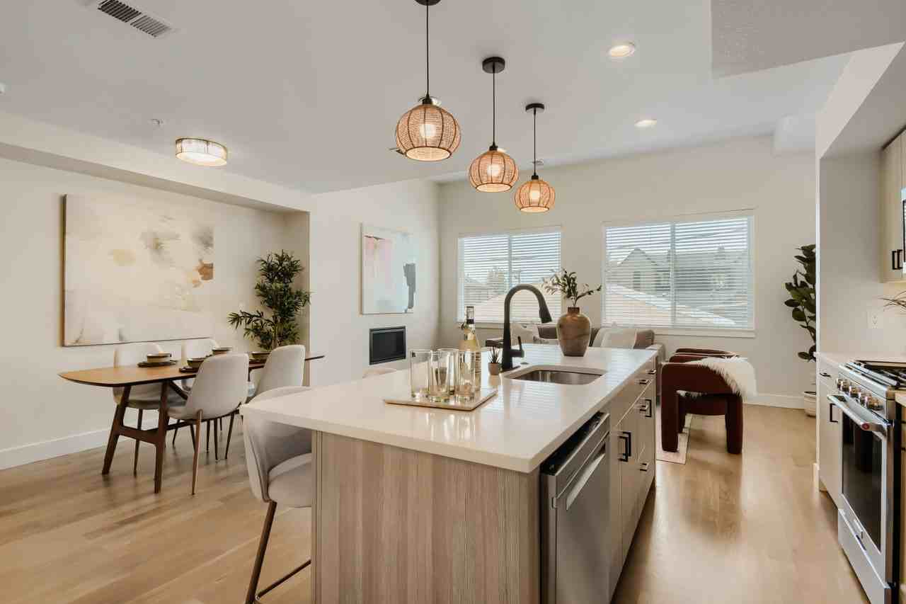 1922 W 38th Ave #1 - Photo 4 of 26