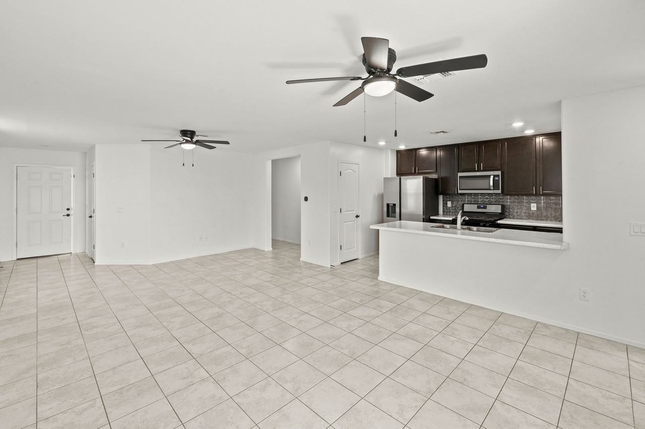 1011 W Calle Calca #1 - Photo 5 of 50
