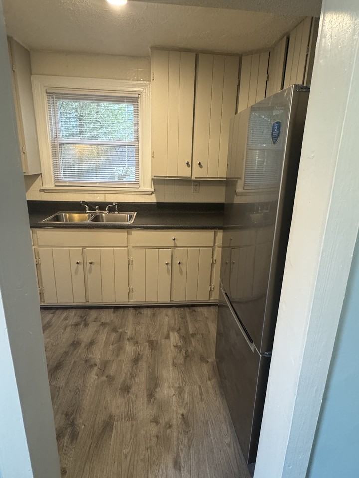 3 W Sedgwick St #3 - Photo 7 of 21