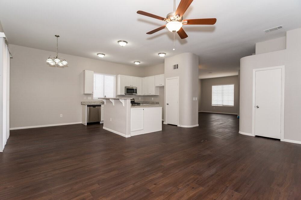 4539 Grand Rock Dr - Photo 5 of 15