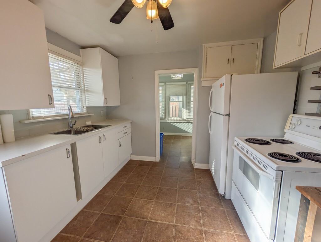 5374 Huron St - Photo 6 of 14