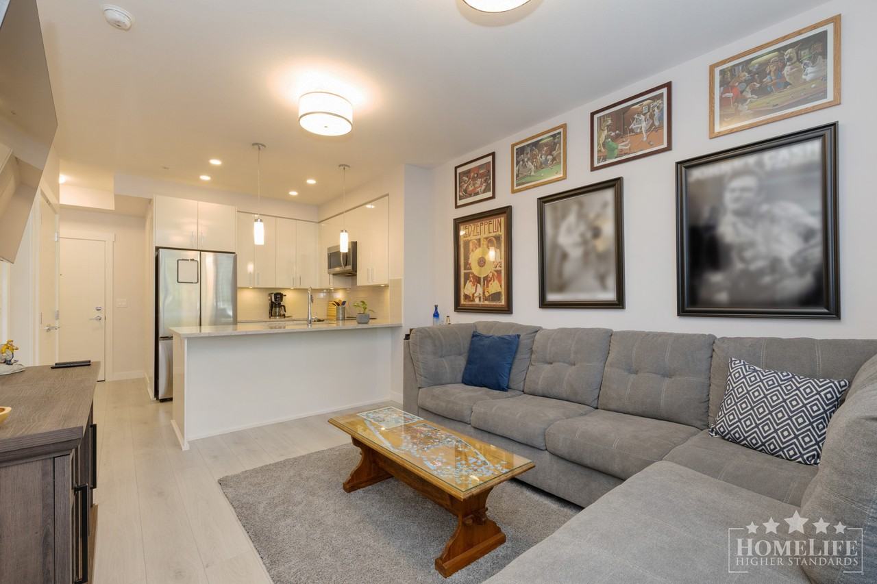 32690 14th Ave - Photo 4 of 15