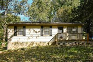 featured image of 900 Orris Ln Sw